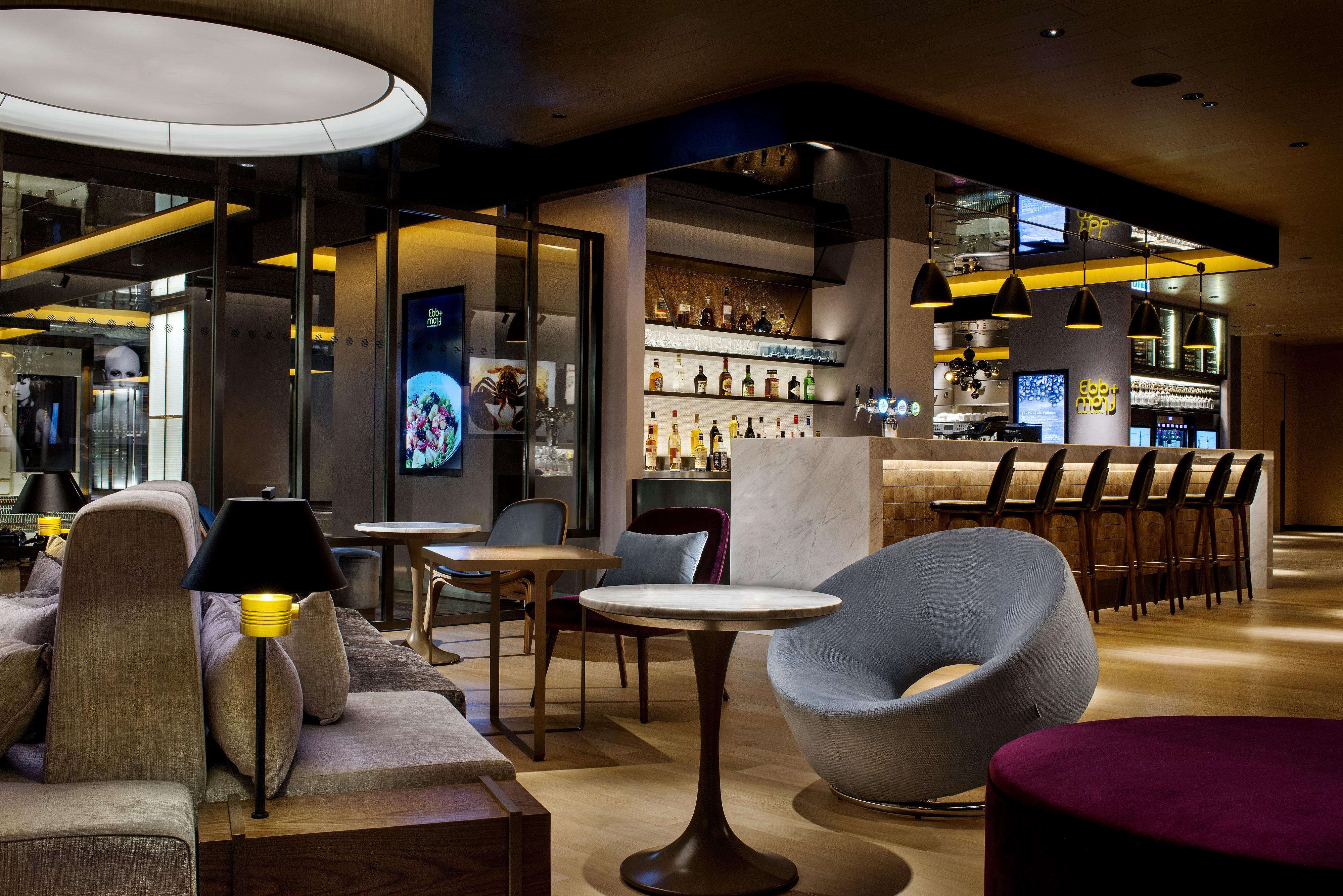 香港柏宁铂尔曼酒店 外观 照片 The bar at the W Hong Kong